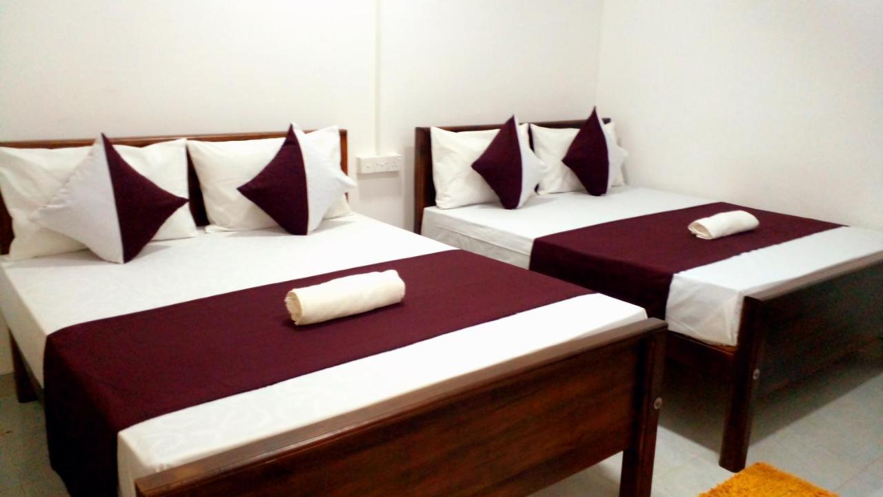 Meegahapokuna Resort 阿努拉德普勒 外观 照片