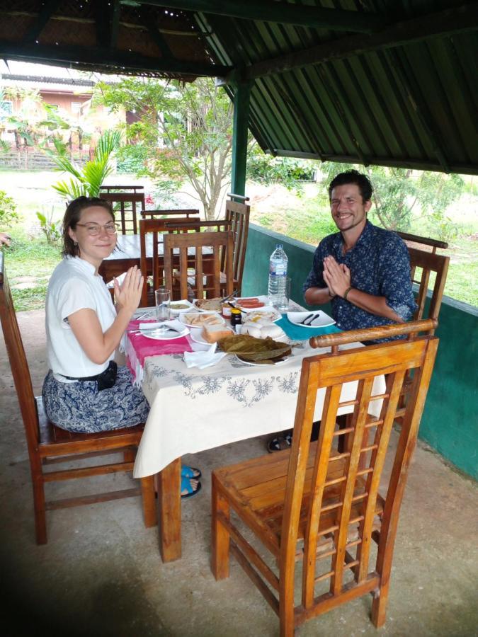 Meegahapokuna Resort 阿努拉德普勒 外观 照片